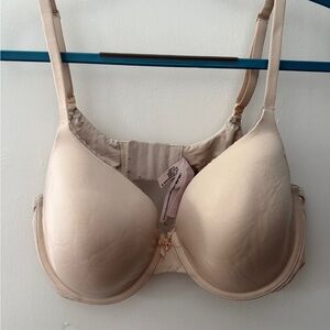 Body By Victoria Underwire Bra